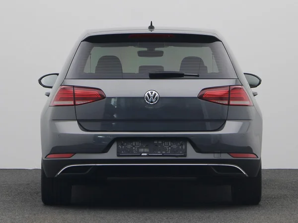 VOLKSWAGEN Golf VII (2017) — foto 16 van 19