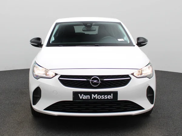 Opel Corsa-e (2022) — foto 23 van 39