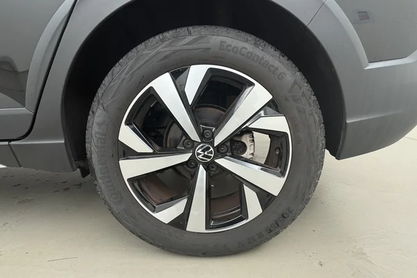 Volkswagen Taigo (2025) — foto 16 van 19