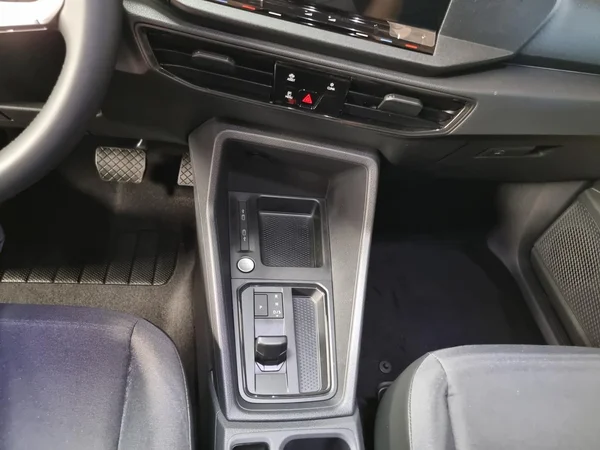 VOLKSWAGEN Caddy Maxi Cargo Dsl (2026) — foto 3 van 22