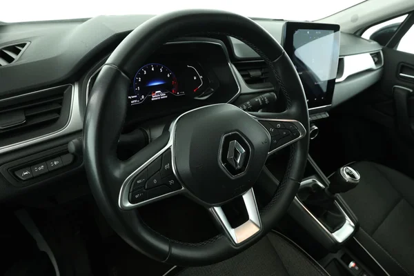 Renault Captur (2022) — foto 2 van 16