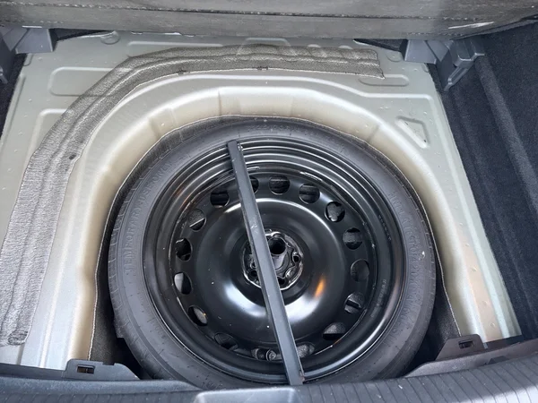 VOLKSWAGEN Taigo (2022) — foto 4 van 12