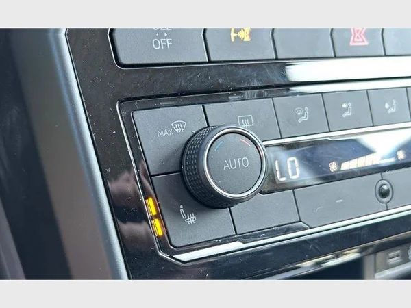 Volkswagen T-Cross (2021) — foto 11 van 29