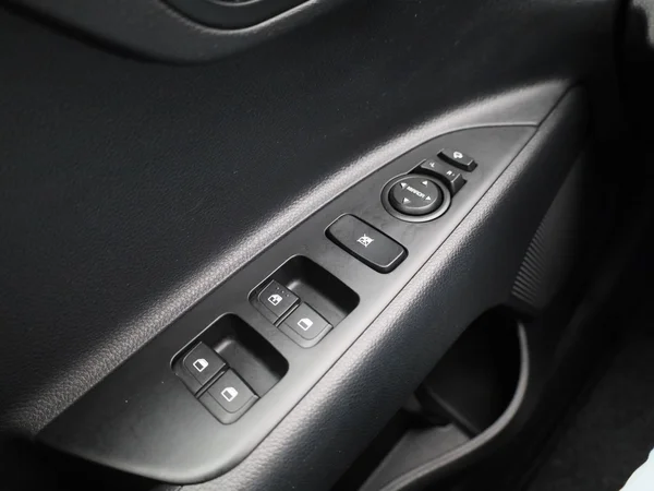 Kia Stonic (2021) — foto 14 van 35