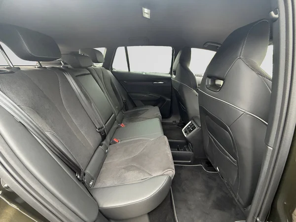 SKODA Enyaq (2026) — foto 9 van 22