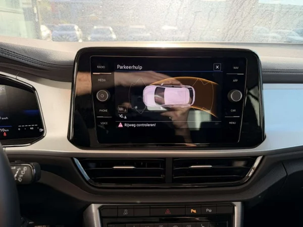 Volkswagen T-Roc (2025) — foto 4 van 22