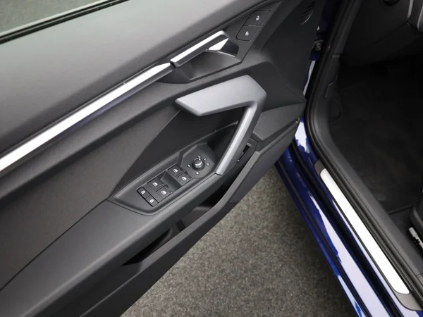 AUDI A3 Sportback (2024) — foto 9 van 23