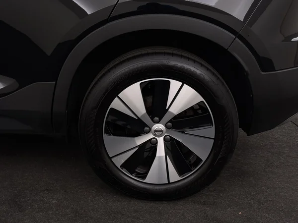 VOLVO XC40 (2023) — foto 7 van 32
