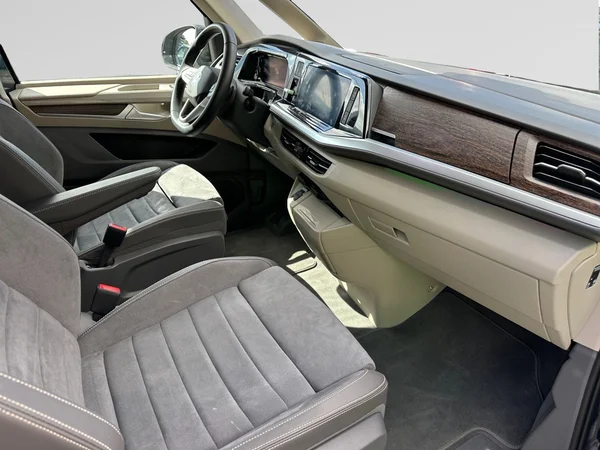 VOLKSWAGEN Multivan T7 Long (2024) — foto 24 van 24