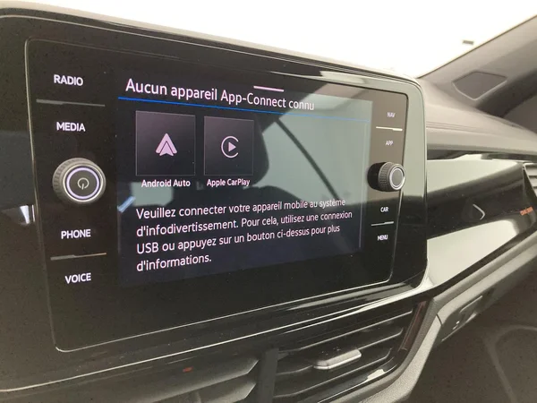 VOLKSWAGEN T-Roc Cabriolet (2025) — foto 32 van 48
