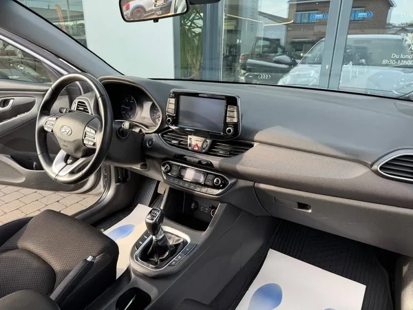 Hyundai I30 (2019) — foto 2 van 24