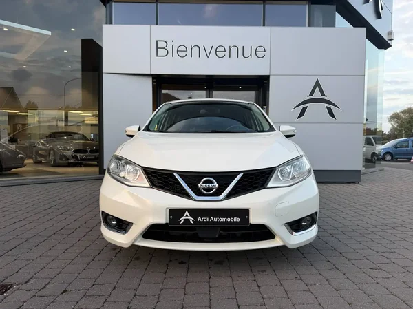 Nissan Pulsar (2017) — foto 12 van 20