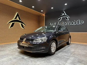 Volkswagen Golf 9f69db90-aadb-48a0-aa94-34bd8ee5f729