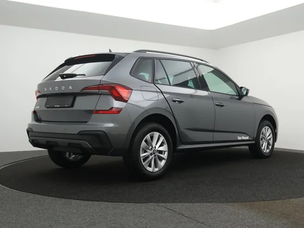 SKODA Kamiq (2025) — foto 12 van 23