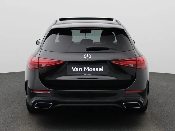 Mercedes-Benz C-Klasse (2022) — foto 45 van 54