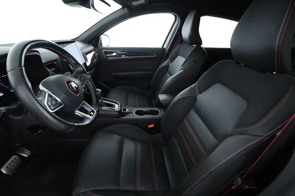 Renault Arkana (2023) — foto 16 van 16