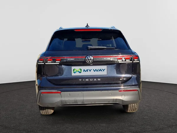 VOLKSWAGEN Tiguan (2024) — foto 19 van 23