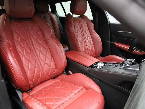 Peugeot 508 (2022) — foto 37 van 48
