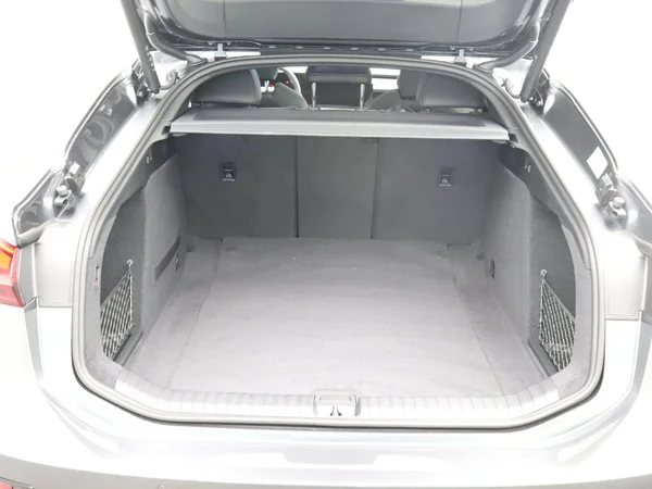 AUDI A6 Sportback e-tron (2025) — foto 17 van 29