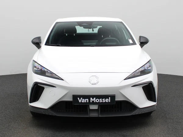MG MG4 EV (2023) — foto 23 van 32