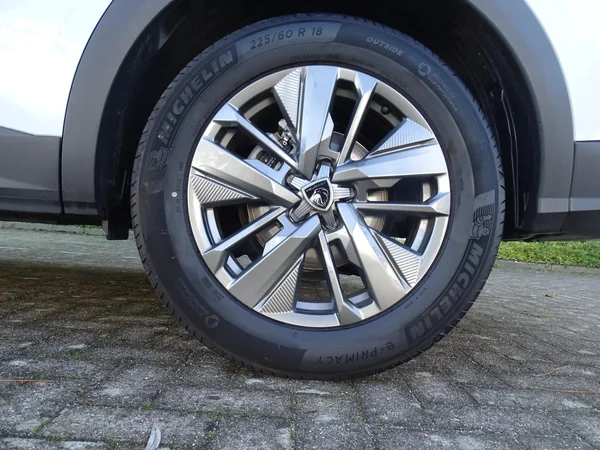 Peugeot 5008 (2025) — foto 13 van 30