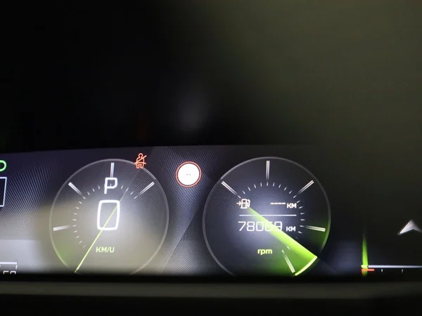 Peugeot 408 (2023) — foto 17 van 47