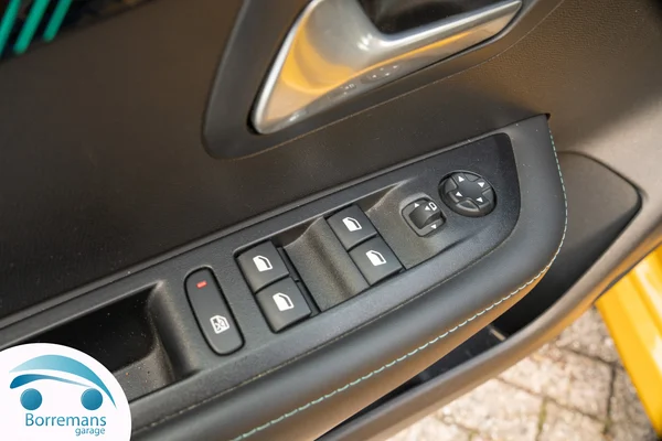 Peugeot 208 (2021) — foto 19 van 31