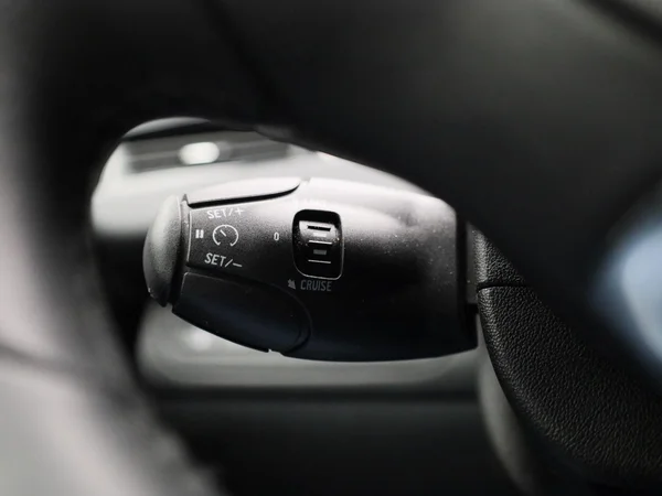 Peugeot 208 (2019) — foto 18 van 36