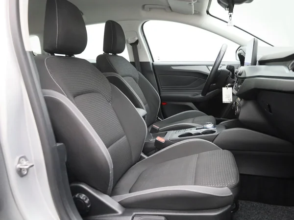 Ford Focus (2022) — foto 24 van 37