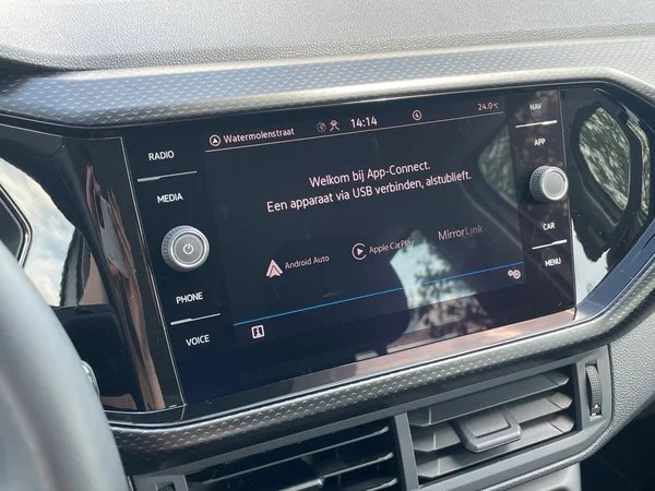VOLKSWAGEN T-Cross (2023) — foto 7 van 20