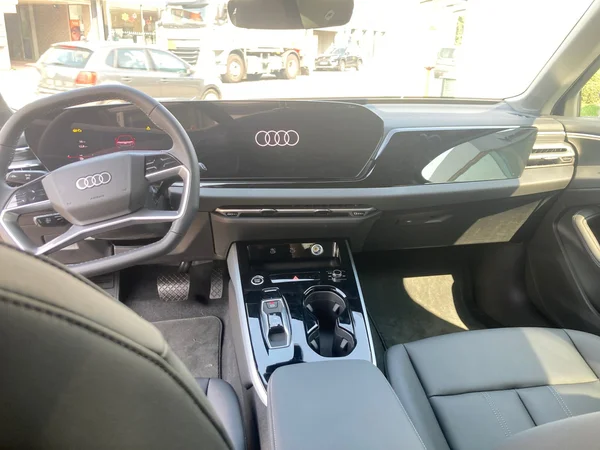 AUDI A5 Avant (2025) — foto 10 van 12