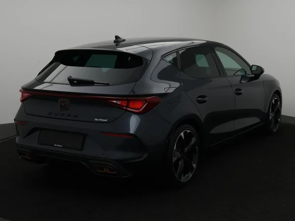 CUPRA Leon e-Hybrid (PHEV) (2023) — foto 15 van 31