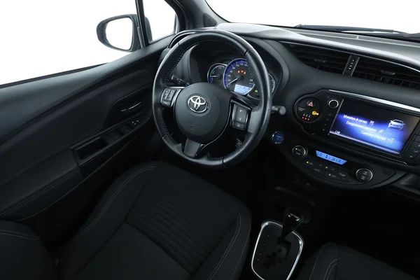 Toyota Yaris (2017) — foto 4 van 16
