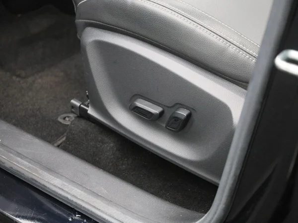 MG ZS EV (2019) — foto 22 van 38