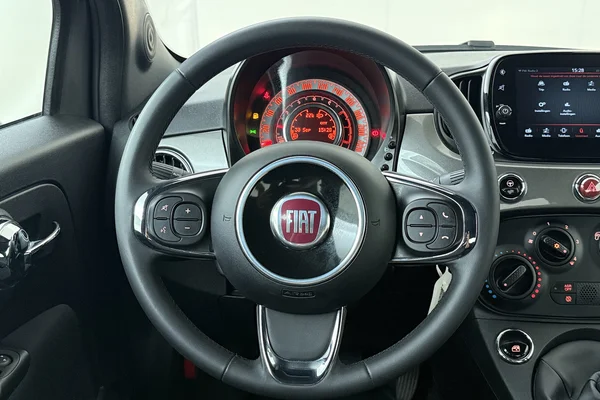 Fiat 500 (2023) — foto 2 van 15