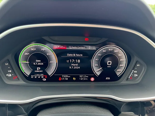 AUDI Q3 (2024) — foto 4 van 17