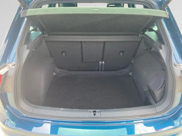 VOLKSWAGEN Tiguan (2023) — foto 4 van 19