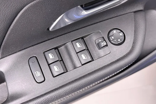 Opel Mokka (2022) — foto 6 van 36