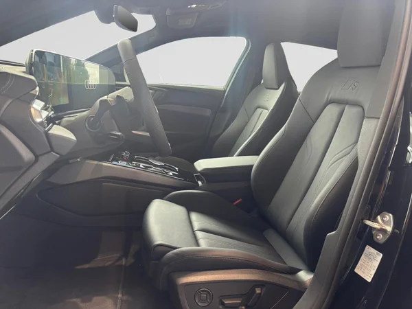 AUDI A5 Avant e-hybrid (PHEV) (2026) — foto 21 van 23