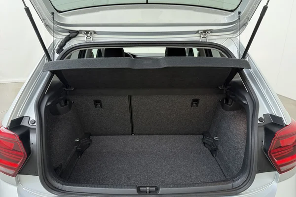 Volkswagen Polo (2019) — foto 17 van 21