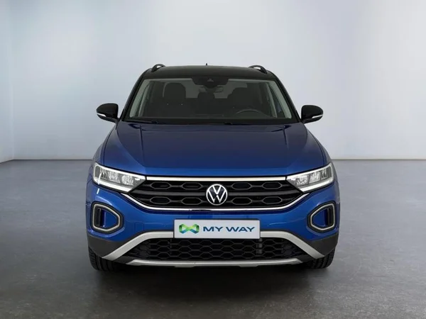 VOLKSWAGEN T-Roc (2022) — foto 11 van 17