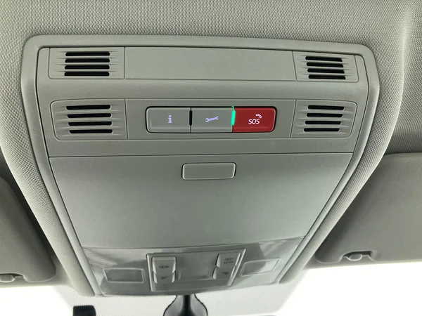 VOLKSWAGEN Touran (2020) — foto 8 van 36