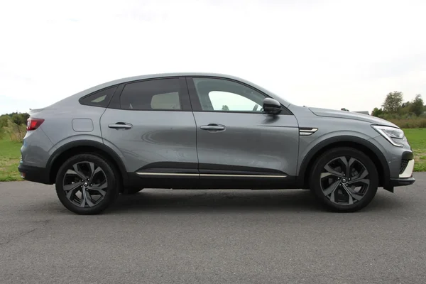 Renault Arkana (2023) — foto 34 van 41