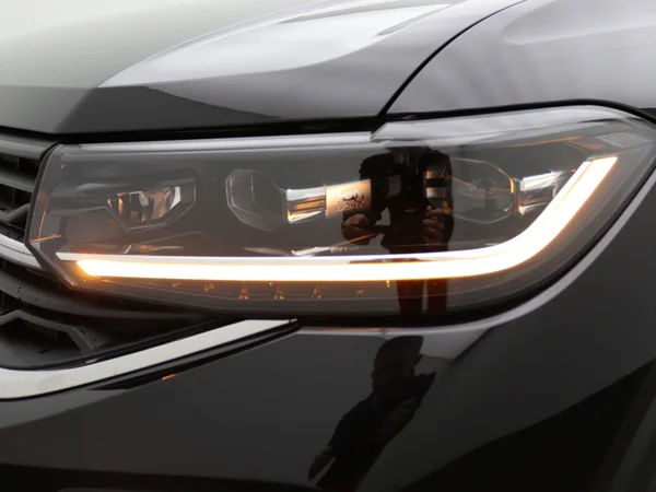 VOLKSWAGEN T-Cross (2025) — foto 18 van 20
