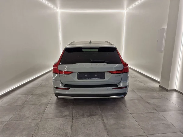 Volvo V60 (2024) — foto 10 van 16