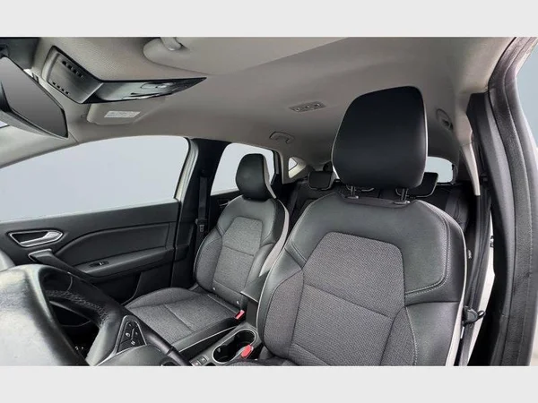 RENAULT Captur (2020) — foto 3 van 24