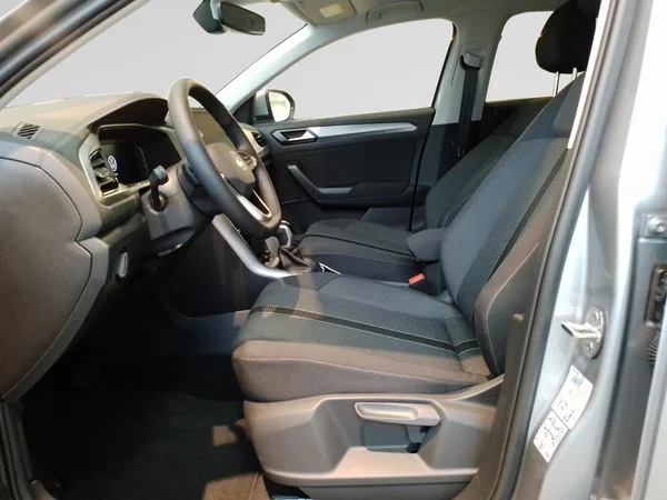 VOLKSWAGEN T-Roc (2025) — foto 2 van 23