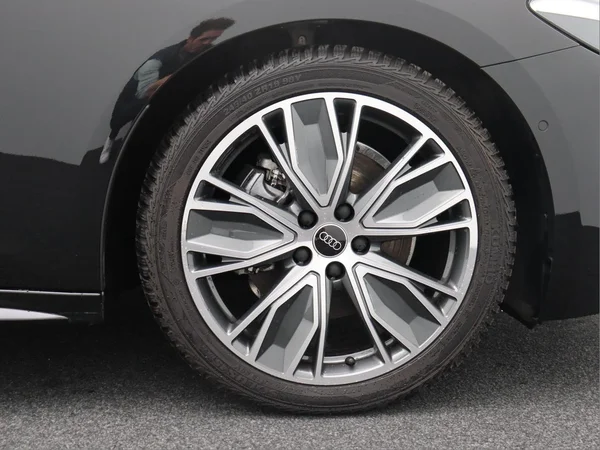 AUDI A5 (2024) — foto 8 van 16