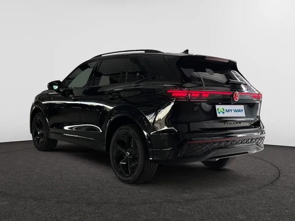 VOLKSWAGEN Tiguan eHybrid (PHEV) (2025) — foto 18 van 24