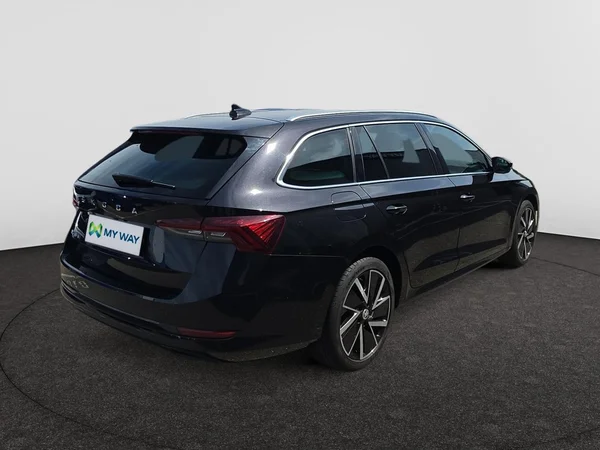 SKODA Octavia Combi (2021) — foto 20 van 24
